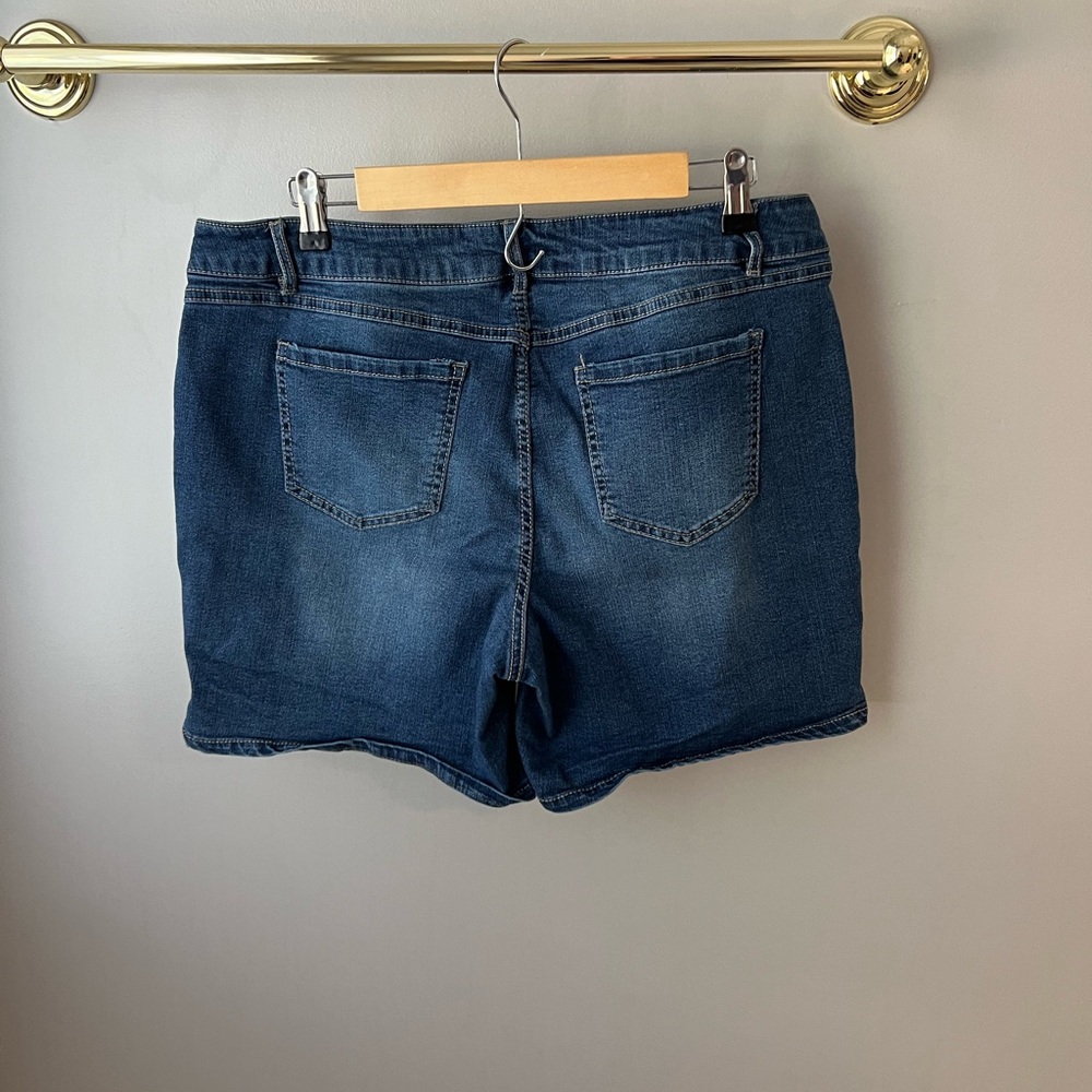 Size 16 Women’s Jean Shorts